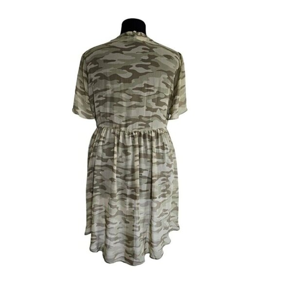 Cato Plus Green Camo Camouflage Flutter Sleeve Sheer High Low Tunic Top 18 20 - Picture 5 of 7
